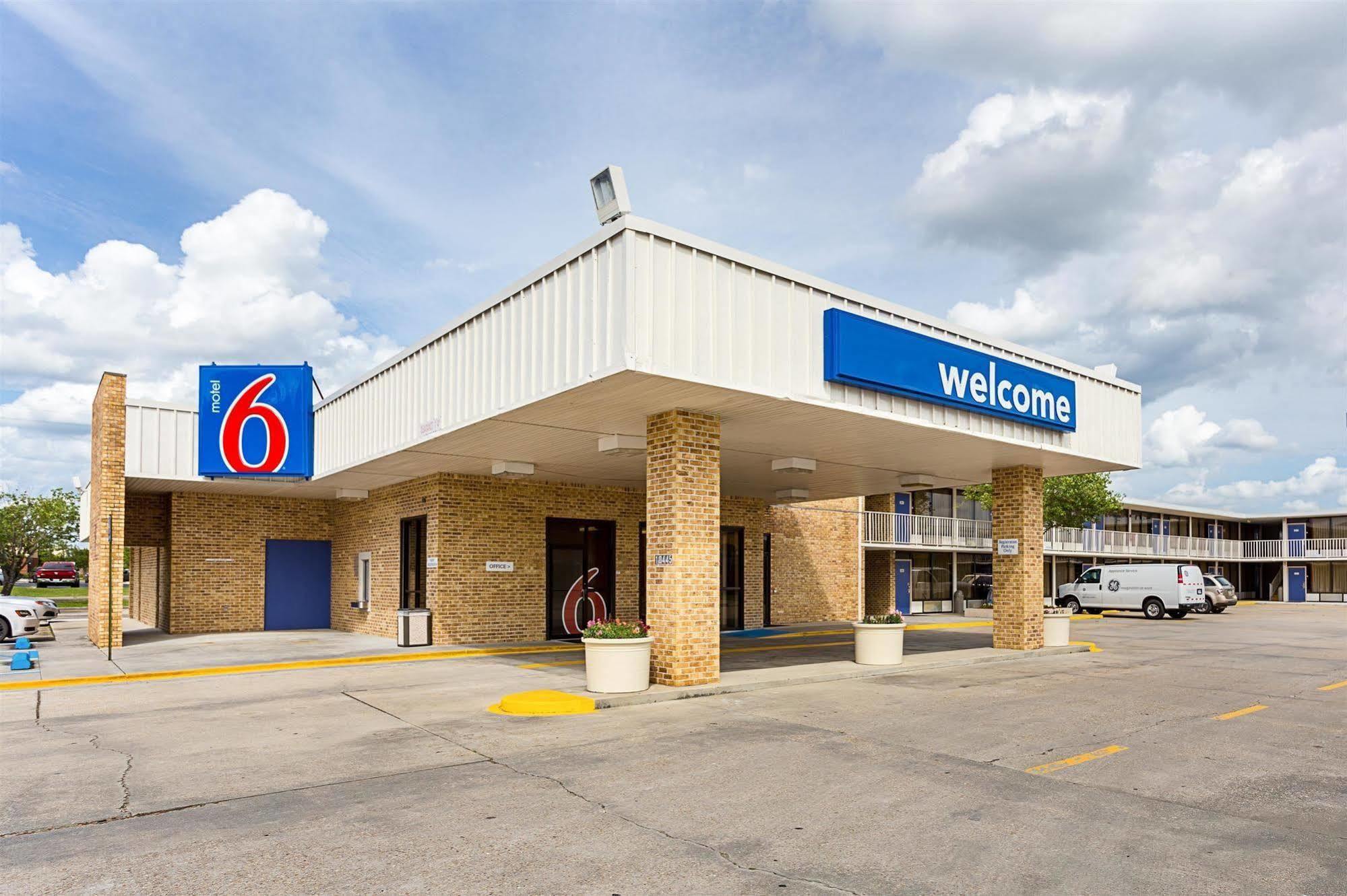 Motel 6 Baton Rouge Southeast Prairieville Экстерьер фото