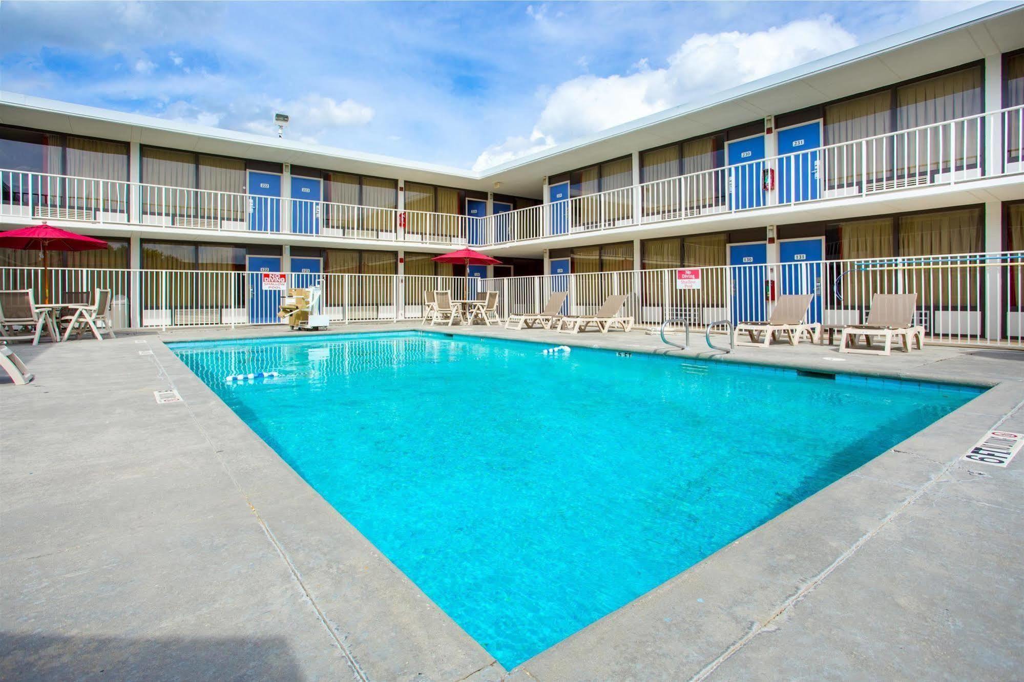 Motel 6 Baton Rouge Southeast Prairieville Экстерьер фото
